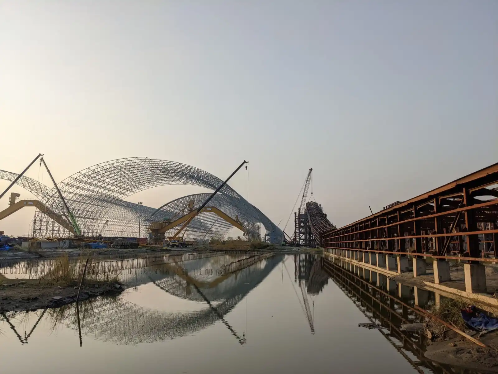 西安赵氏建材解读瓷砖选购核心指标:硬度、吸水率与防滑性